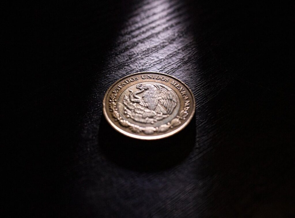 150 mil pesos chilenos a pesos colombianos
